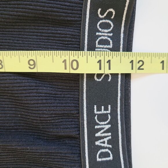 Pineapple Dance Studios Ribbed Black Long Sleeve Cropped Top M (Size 9/10) - Picture 7 of 8